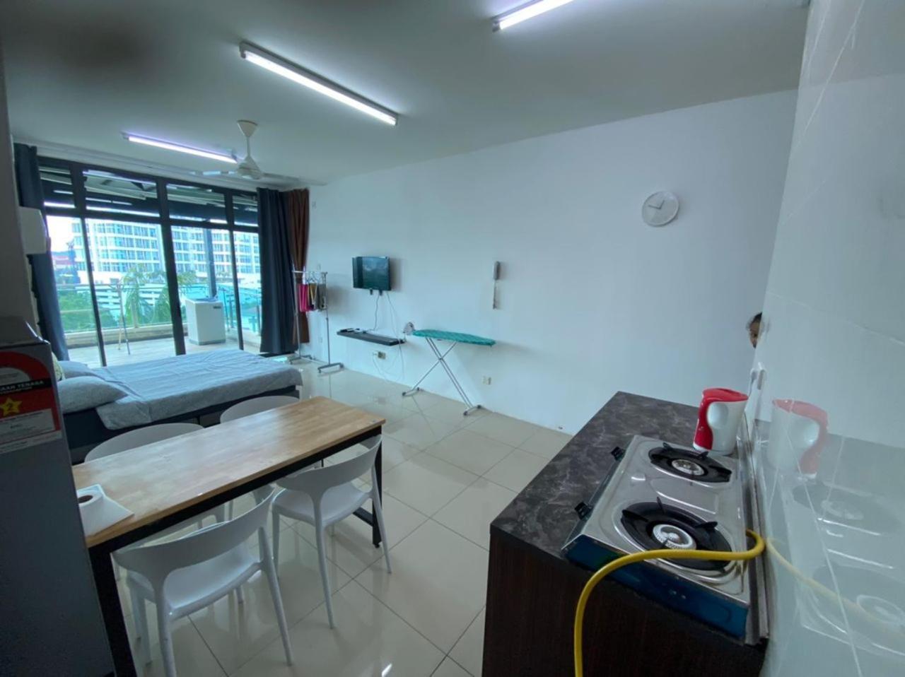 Vista Alam Serviced Apartment Near Idcc Sacc Pkns Uitm Msu Avisena Shah Alam Exteriör bild
