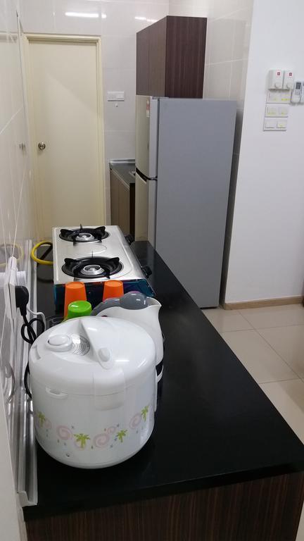 Vista Alam Serviced Apartment Near Idcc Sacc Pkns Uitm Msu Avisena Shah Alam Exteriör bild